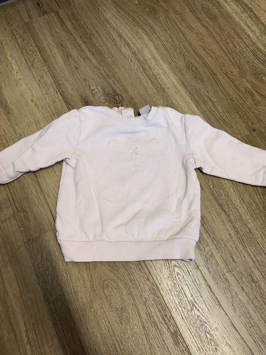 Pullover & Sweatshirts: Pullover, Grösse 86/92 – Gebraucht aus Hildisrieden von Leoniewyr