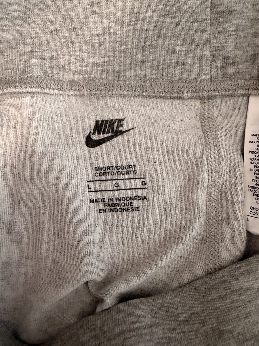 Nike Leggings: Leggings Nike  – Neu (gemäss Beschreibung) aus Bussigny von LabiZaule 2