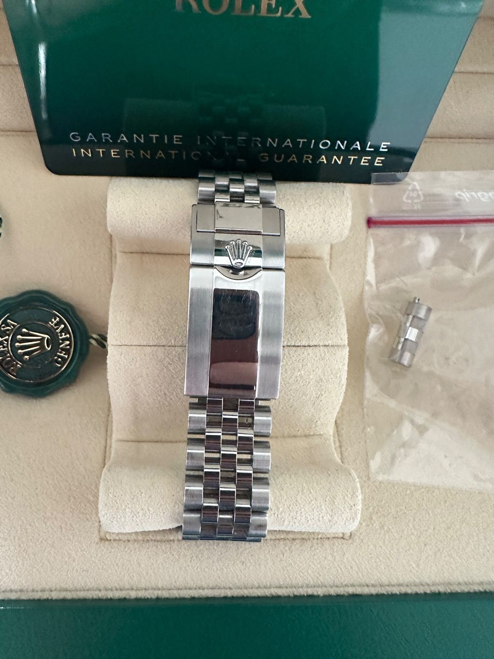 Rolex Orologi: Rolex GMT-Master II "Pepsi" - Full Set, 126710BLRO – Nuovo (secondo la descrizione) da Watt venduto da Gini120 2