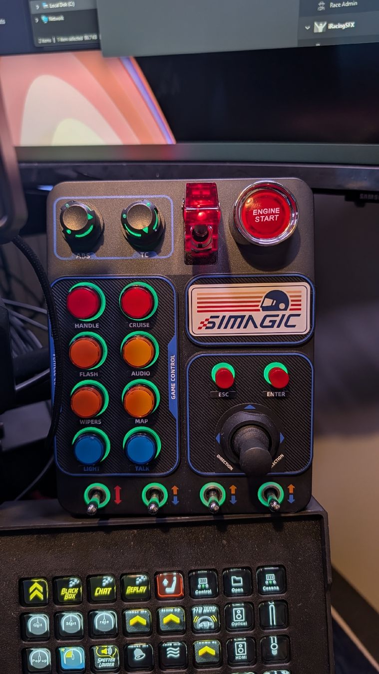 Systèmes de contrôle: pxn Button Box Game Control – D'occasion à Zürich par gil_5rkk