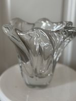 Très joli vase Daum France en cristal
