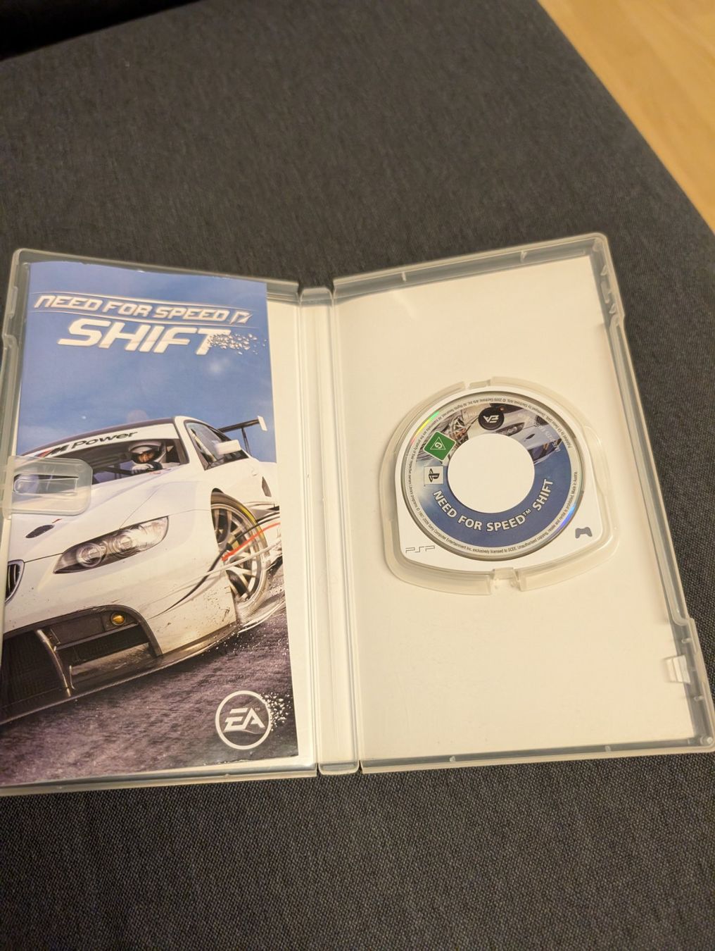 Jeux: Need for speed shift Sony psp – D'occasion à Giubiasco par Tici__nerd_Giubiasco 2