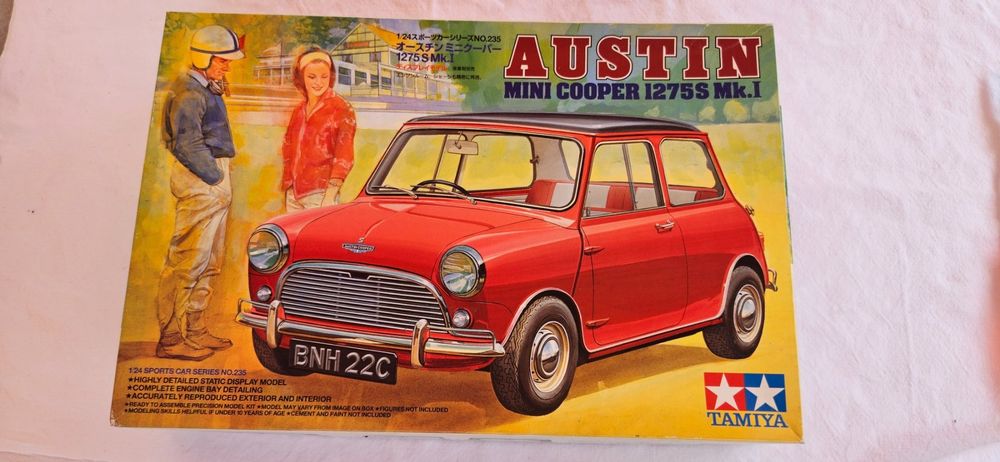 Mini Cooper Modelauto 1/24 (Neu und originalverpackt) in Buochs für CHF ...