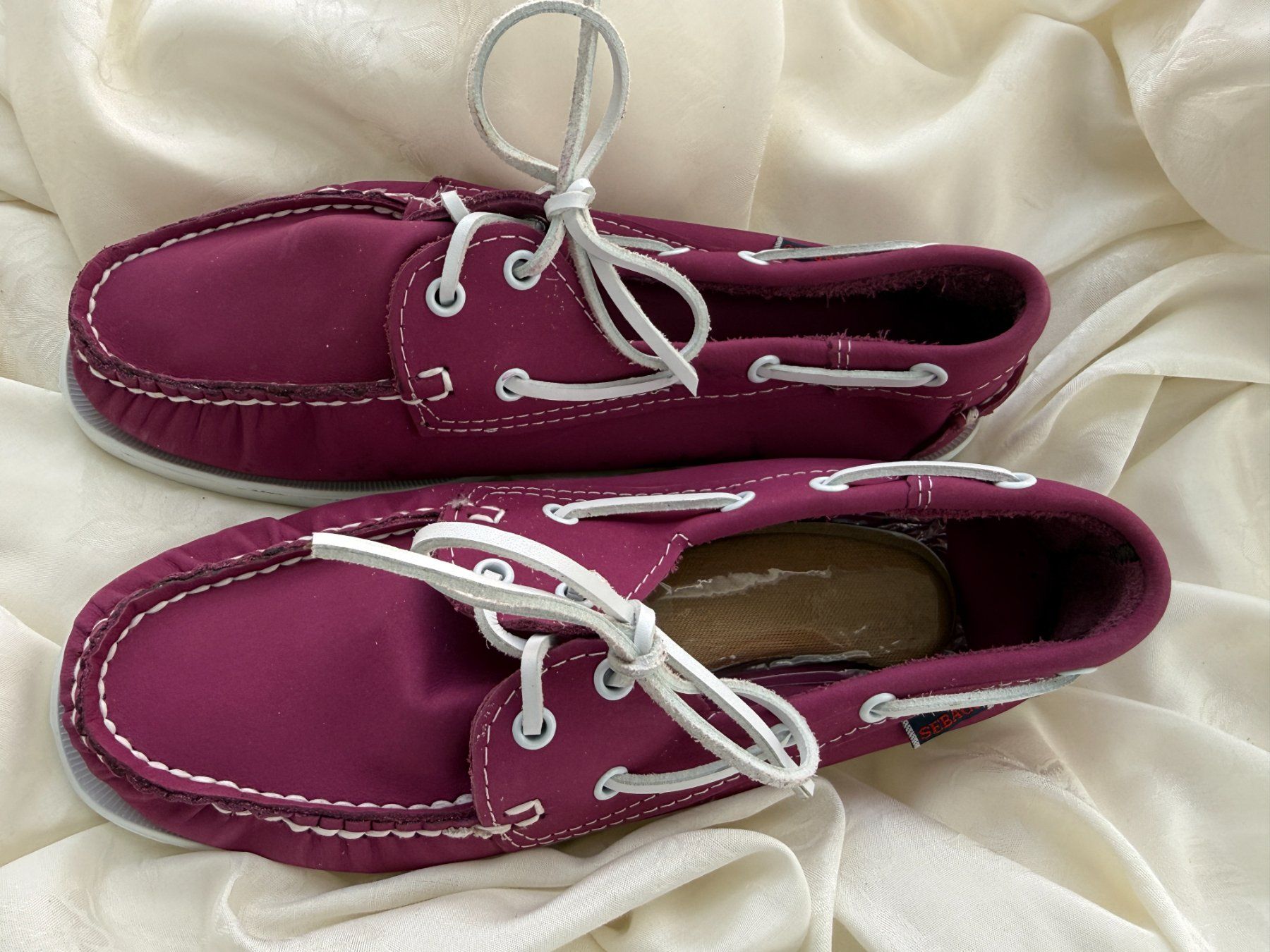 Scarpe da uomo: Schuhe Grösse 42 - Pflaumenfarben - NEU – Nuovo e nell'imballaggio originale da Vacallo venduto da cri_229f