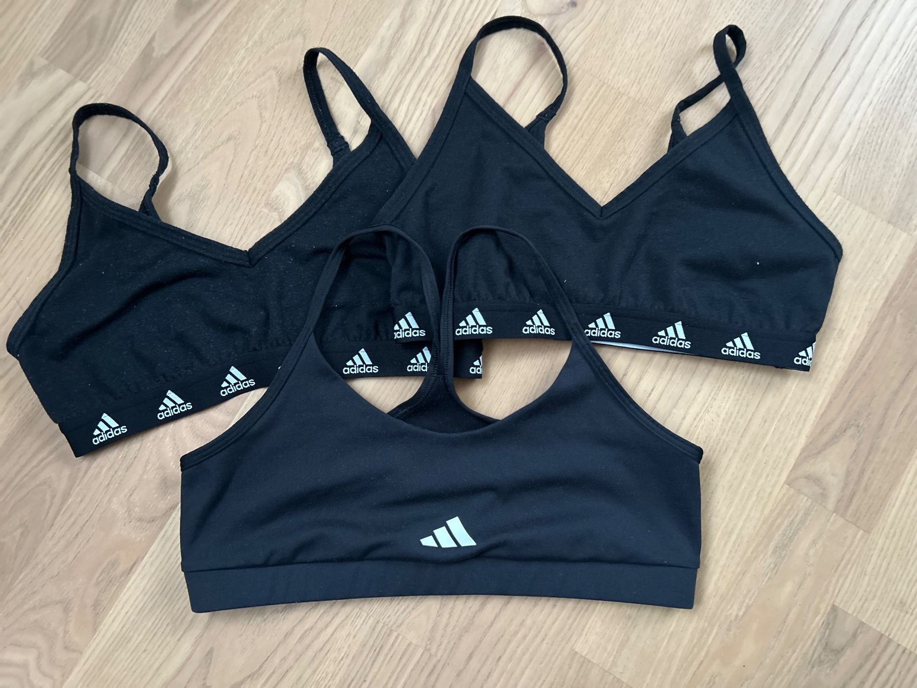 Adidas Blusen, T-Shirts & Tops: Adidas Top 152 – Gebraucht aus Neftenbach von joell01 3