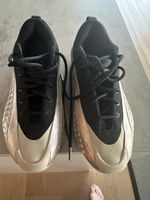 Schwarze Adidas Sportschuhe Gr. 38 2/3 - Perfekt für den Frü