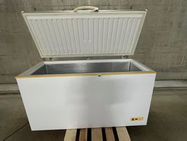 Grosse Gefriertruhe mit Edelstahlarbeitsplat - Chest Freezer