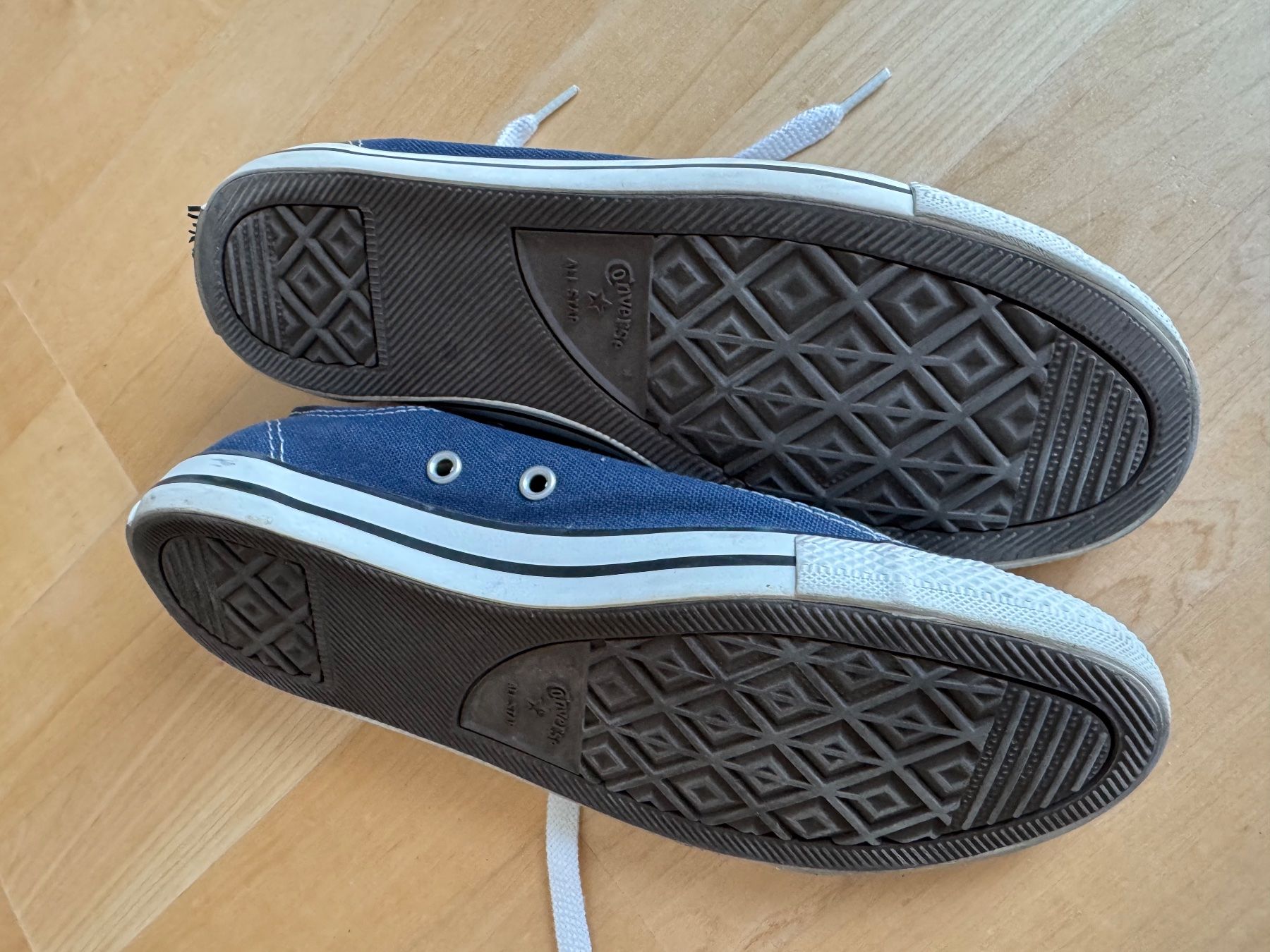 Converse Scarpe da donna: Converse, Grösse 37.5 – Usato da Männedorf venduto da Positive81 1