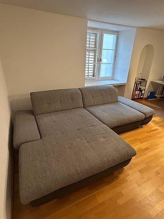 Sofas: Grosses Ecksofa / Wohnlandschaft 2.5 × 3.5 m  CHF 199.00 – Gebraucht aus Mels von TschMa