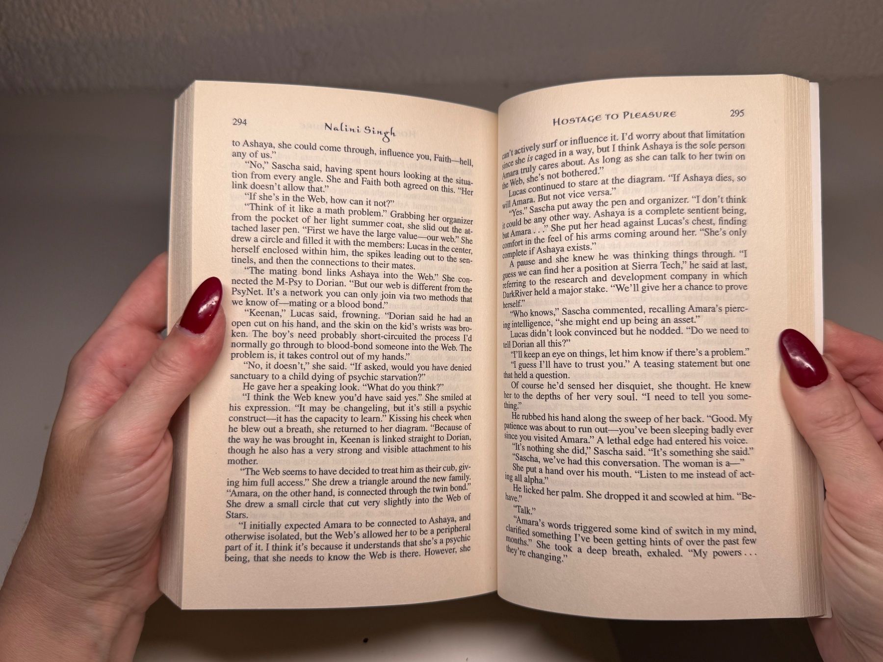 Bücher: NOVEL: Nalini Singh, Hostage to Pleasure – Gebraucht aus Grosswangen von English_books 8