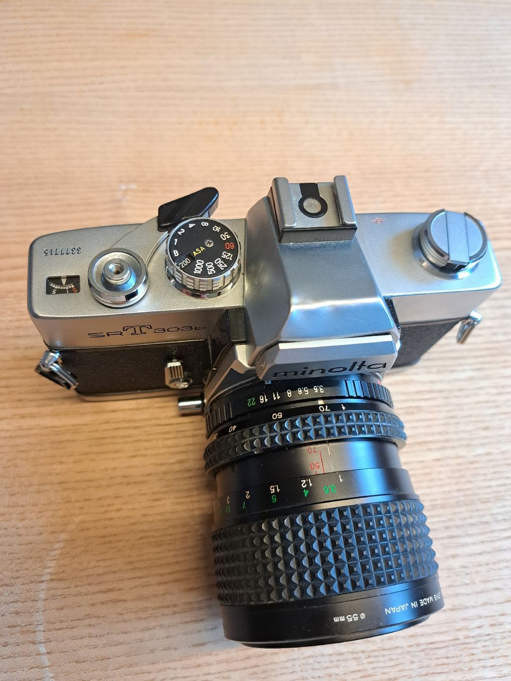 Minolta Kamera: Minolta SRT303b mit Objektiven und Koffer – Gebraucht aus Ringgenberg BE von Veloeli- 2