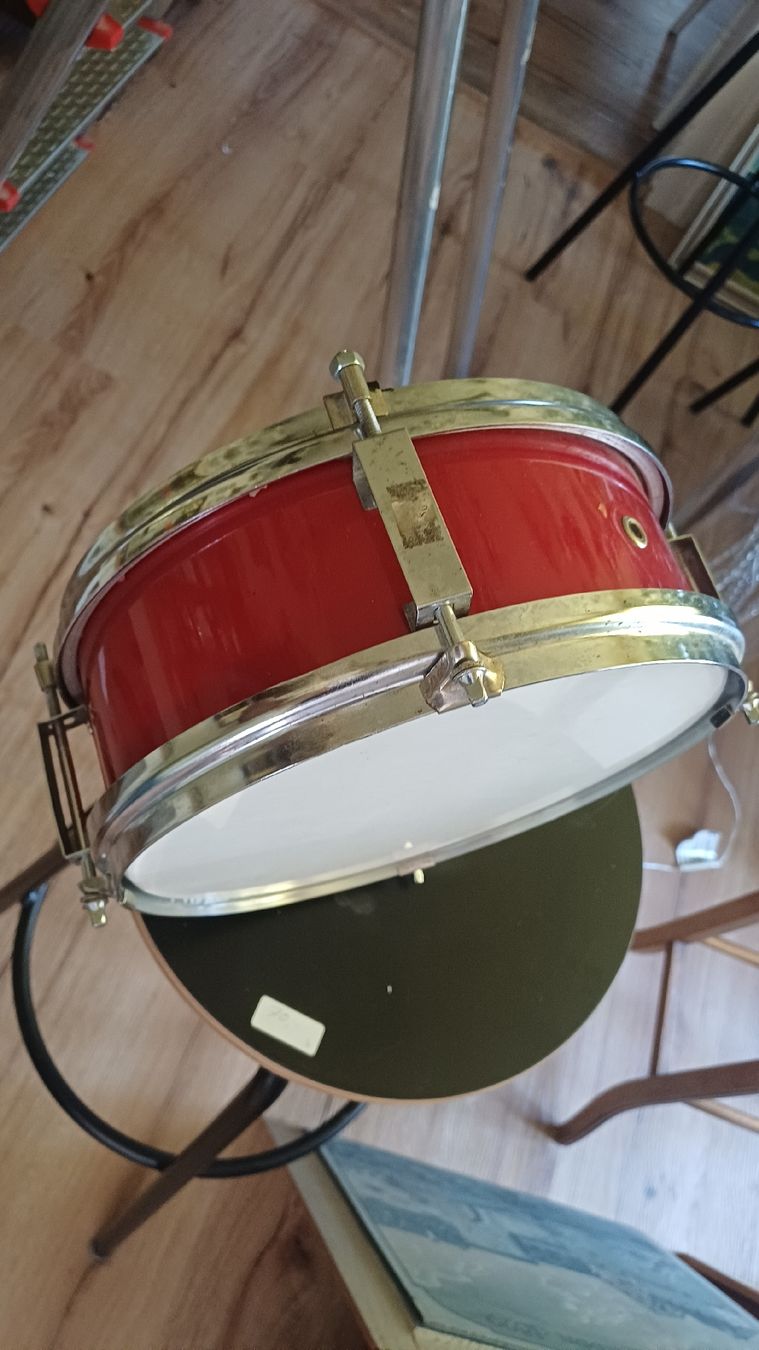 Vintage Instruments de musique: Alte Metall Tromnel  – D'occasion à Flawil par Pinkmalibu 2