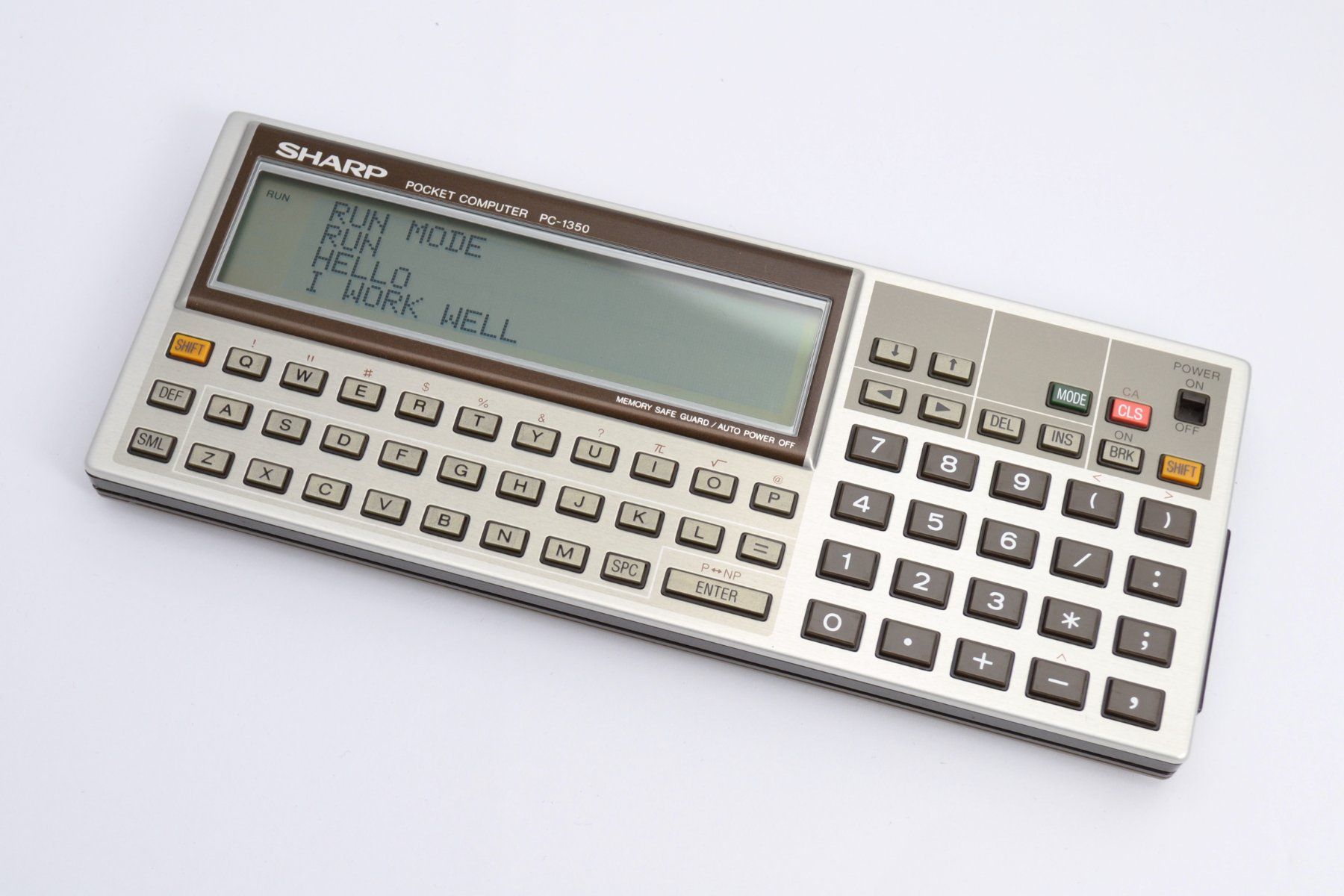PC: Sharp PC-1350 Pocket Computer - inkl. RAM Card und Koffer – Usato da Winkel venduto da m_classic 1