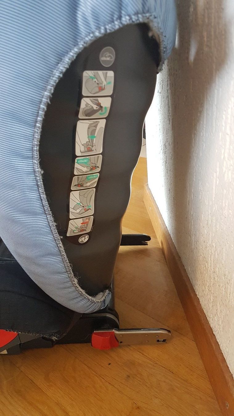 Britax Römer Seggiolini per auto: Kindersitz Römer mit Isofix – Usato da Buchrain venduto da Xaro01 1