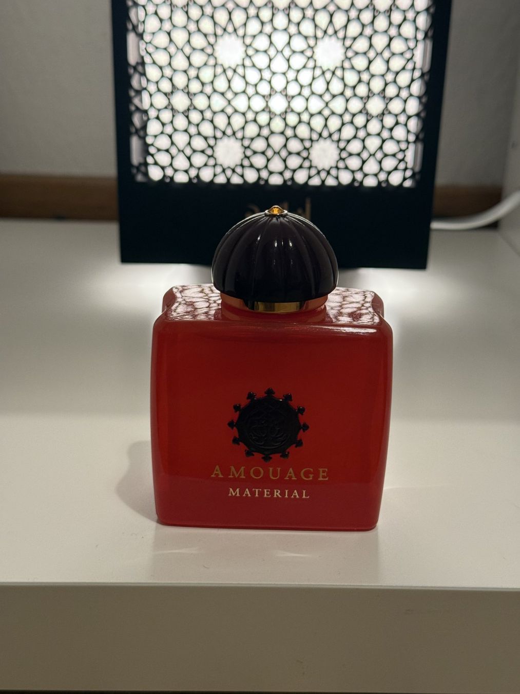 Amouage Profumi & Eau de Toilette: Amouage Material – décant 10 ml – Nuovo (secondo la descrizione) da Meyrin venduto da Al-Andalusi