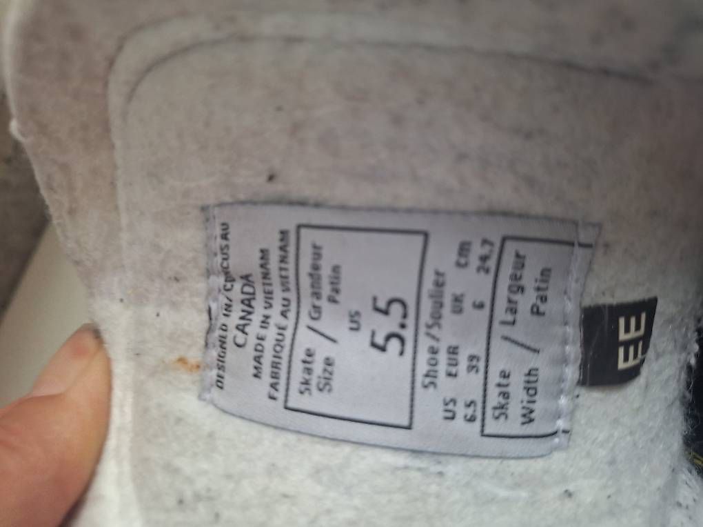 Pattini da ghiaccio: Schlittschuhe CCM  – Usato da Zuoz venduto da Nocino01 2