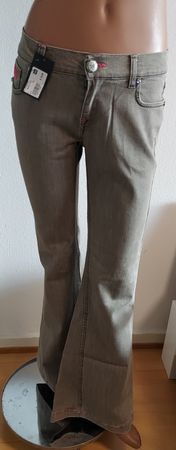 Neue coole Damen Jeans Gr 40 bootcut
