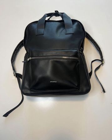 Schwarzer Rucksack von Springfield – Top Zustand!