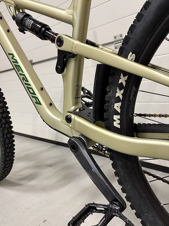 Vélos: Merida Mountainbike fully – D'occasion à Altstätten SG par Zero10 4
