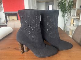 Louis Vuitton boots 39.5 (38 - 38.5) like new
