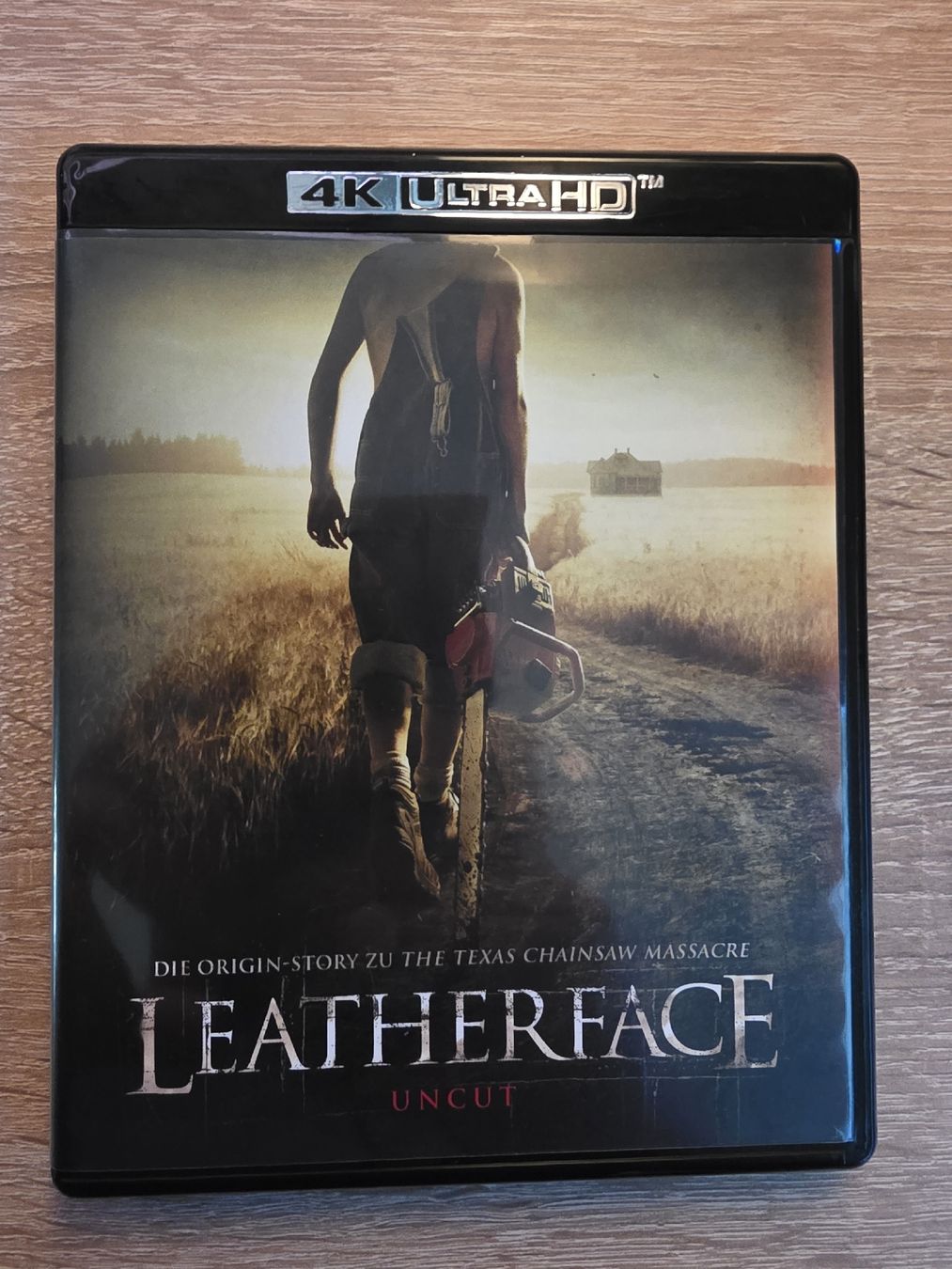 Tutti i DVDs: Leatherface Uncut 4K Ultra HD – Nuovo (secondo la descrizione) da Stein AG venduto da eMODy
