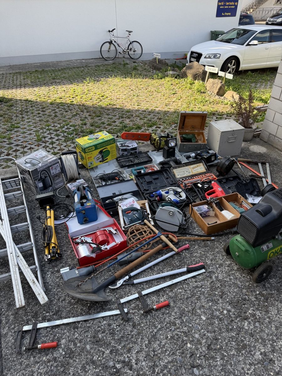 Tous les outils: Werzeug Lot – D'occasion à Plasselb par SeislerBrocki