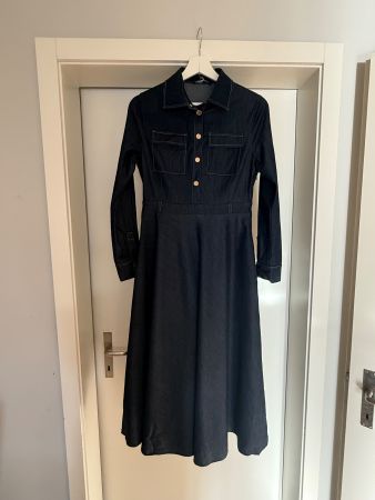 Jeanskleid dunkelblau Langarm mit Knöpfen guter Zustand