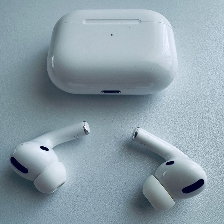 Apple Kopfhörer: Original Apple AirPods Pro 1 Gen. MagSafe Lightning C Kabel – Gebraucht aus Basel von MY.AIRPODS.SHOP 4
