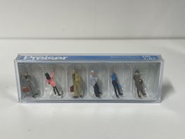 Preiser Preisergruppe 02  14088 Wartende  Reisende H0