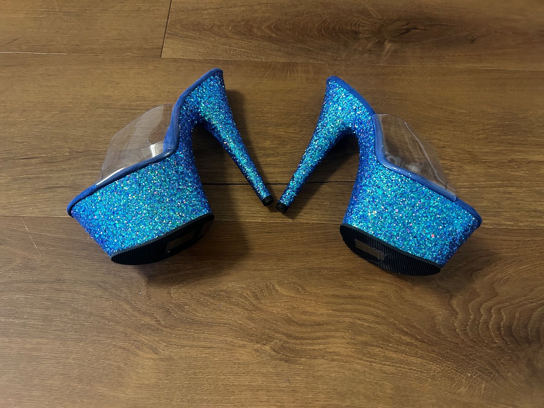 Scarpe da donna: Pleaser Adore Platform Heels Blau Glitzer Gr 38 NEU – Nuovo e nell'imballaggio originale da Regensdorf venduto da Spyke55