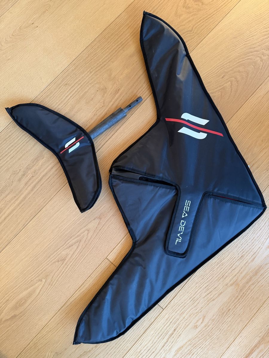 Sabfoil Tavole da surf e di nuoto: Sabfoil Seadevil 1040 inklusive Covers – Nuovo (secondo la descrizione) da Thalwil venduto da Twildturkey