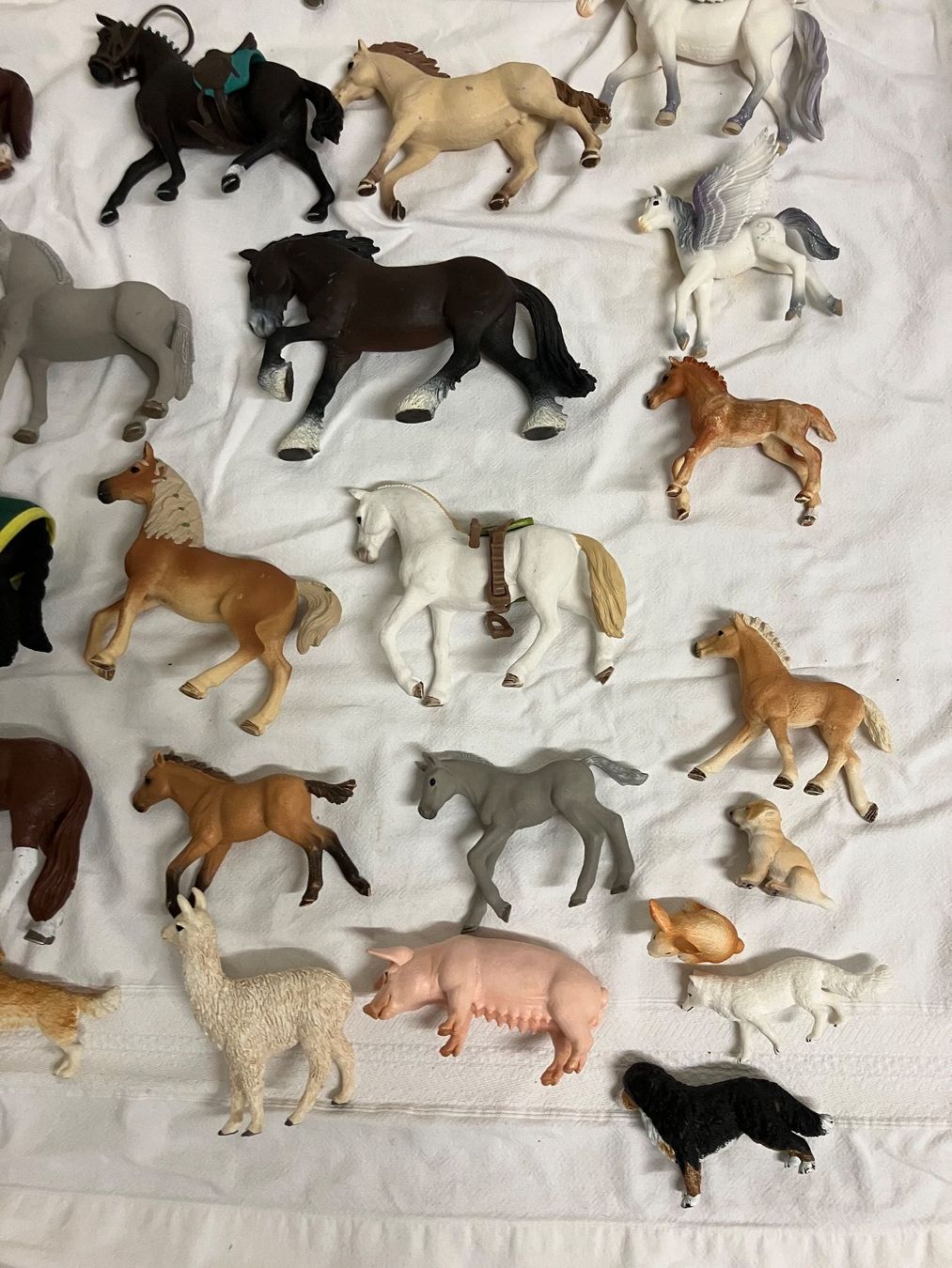 Schleich Spielzeuge: Riesen Set Schleich Tiere, Pferde uvm. – Gebraucht aus Nottwil von Gonahr 1