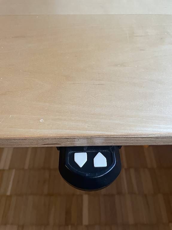 Tables: Stehpult Massivholz – D'occasion à Zürich par samiluki94 2
