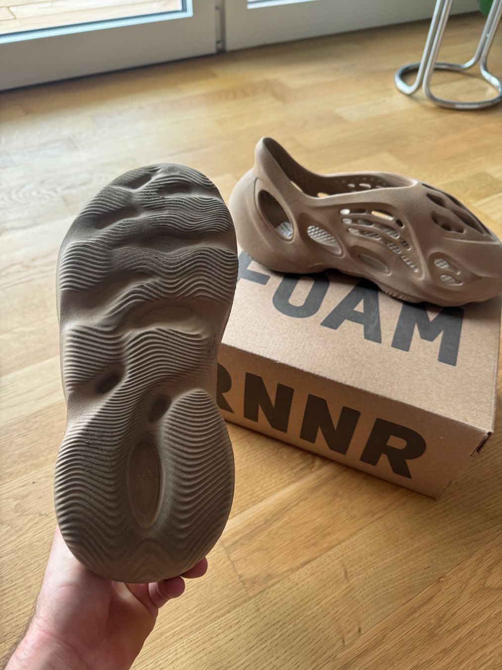 Adidas Herrenschuhe: adidas Yeezy Foam RNNR ocker – Gebraucht aus Rombach von noahBy0 2