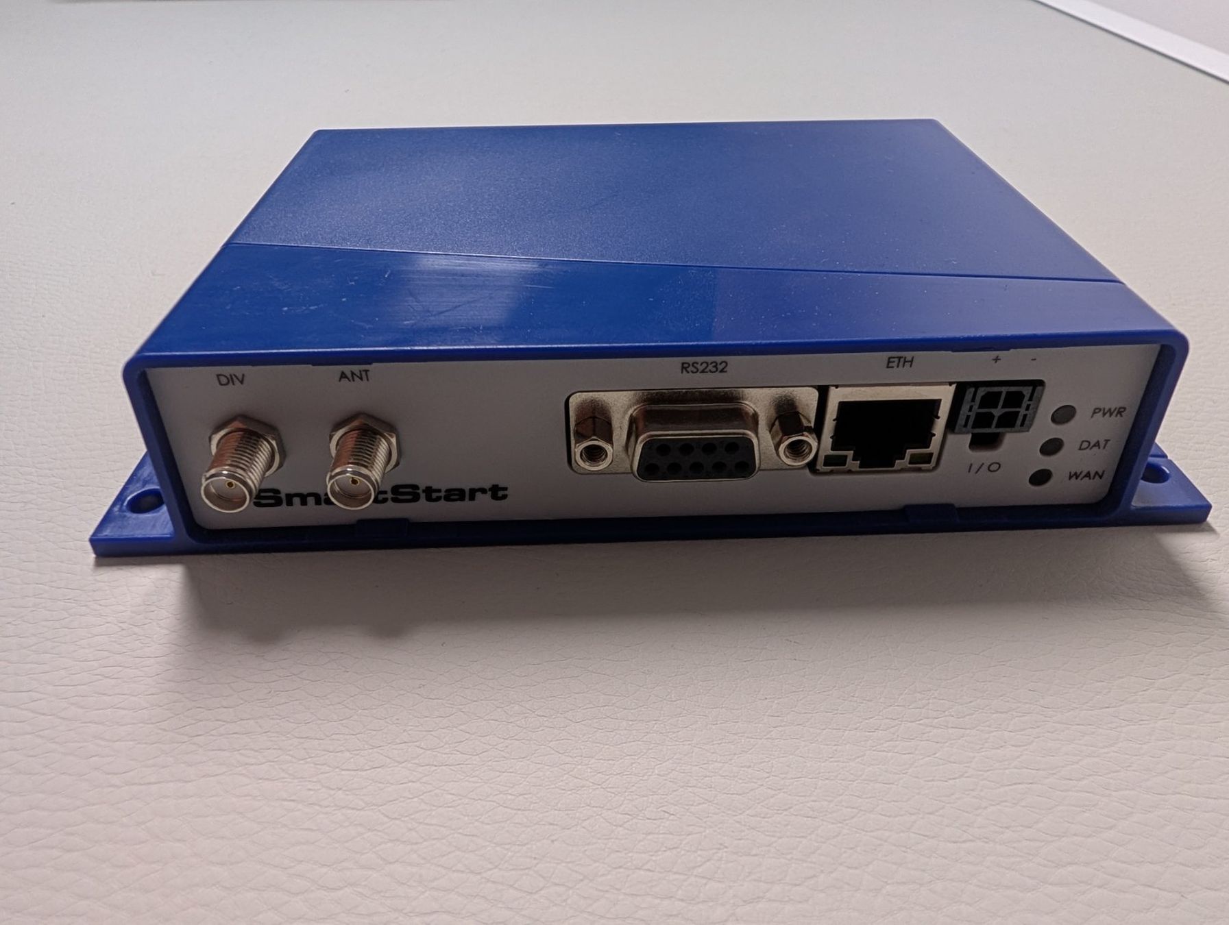 Modems & Router: Advantech B+B SmartStart Industrial LTE Cat.4 Router – Gebraucht aus Wil SG von srjade