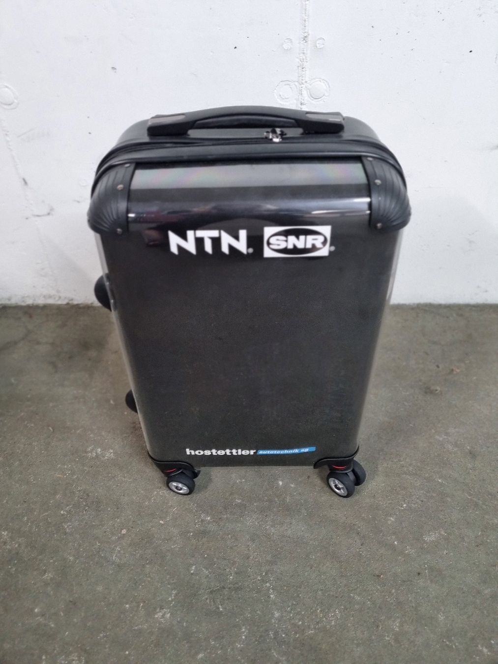 Valigie & Borse: Neuwertiger Trolley/Koffer, Hartschale, Schwarz – Nuovo (secondo la descrizione) da Nottwil venduto da Janny77