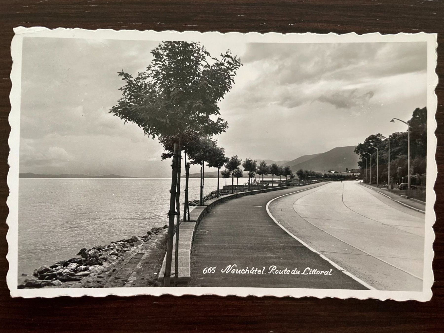 Cartoline postali: NEUCHÂTEL Route du Littoral, 1954 – Usato da Wald ZH venduto da TLILEF
