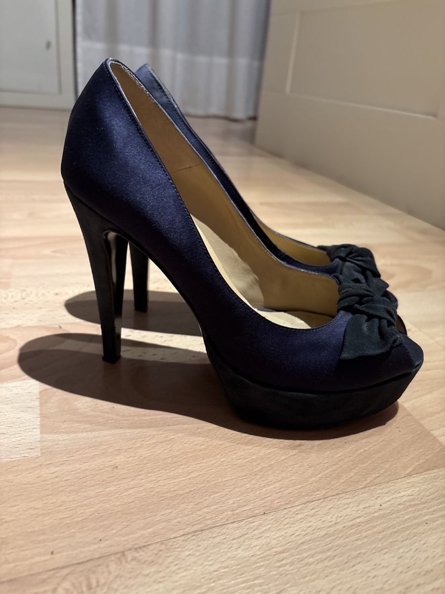 Scarpe da donna: Pumps – Usato da Zunzgen venduto da mel_y6w2