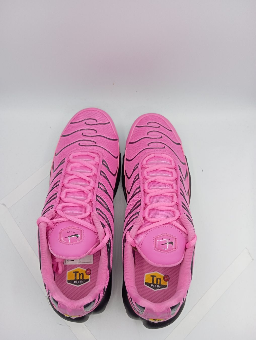 Nike Scarpe da uomo: Nike Air Max Plus (EU37.5) – Nuovo e nell'imballaggio originale da Schaffhausen venduto da outlez 4