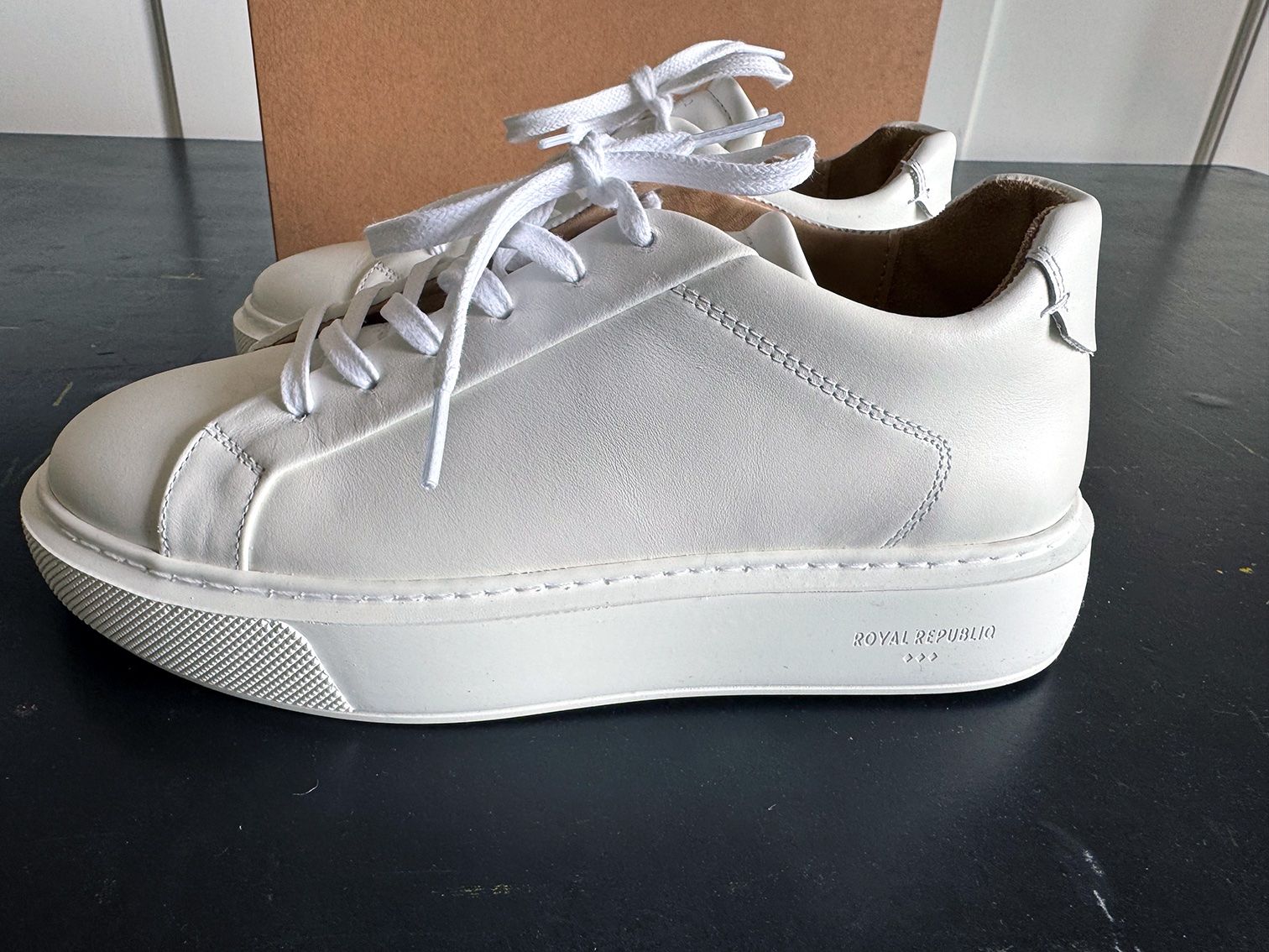 Scarpe da donna: Ledersneaker Damen NEU – Nuovo e nell'imballaggio originale da Zürich venduto da Supetar 4