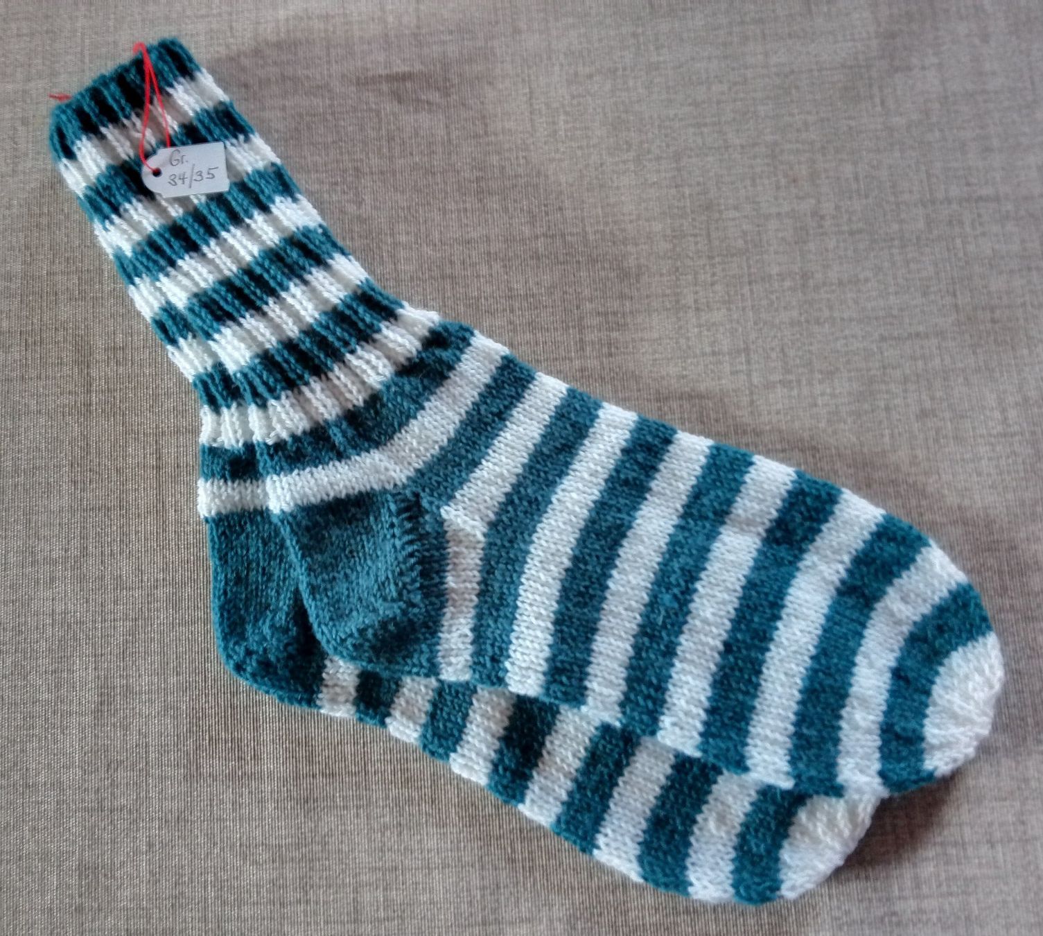 Calze per bambini: Gestrickte Socken/Wollsocken Gr. 34/35 – Nuovo e nell'imballaggio originale da Brienz BE venduto da stora
