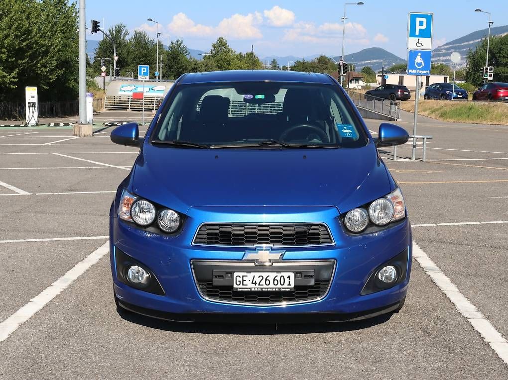 Chevrolet Automobili: CHEVROLET AVEO 1.4 LTZ – Usato da Lancy venduto da Vendeur1212