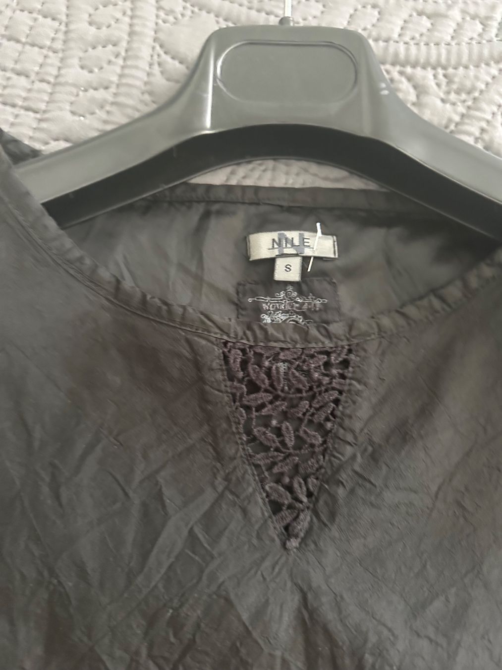 Nile Vestiti: La robe nile taille S met à porter M. – Usato da Biel/Bienne venduto da orange1 2