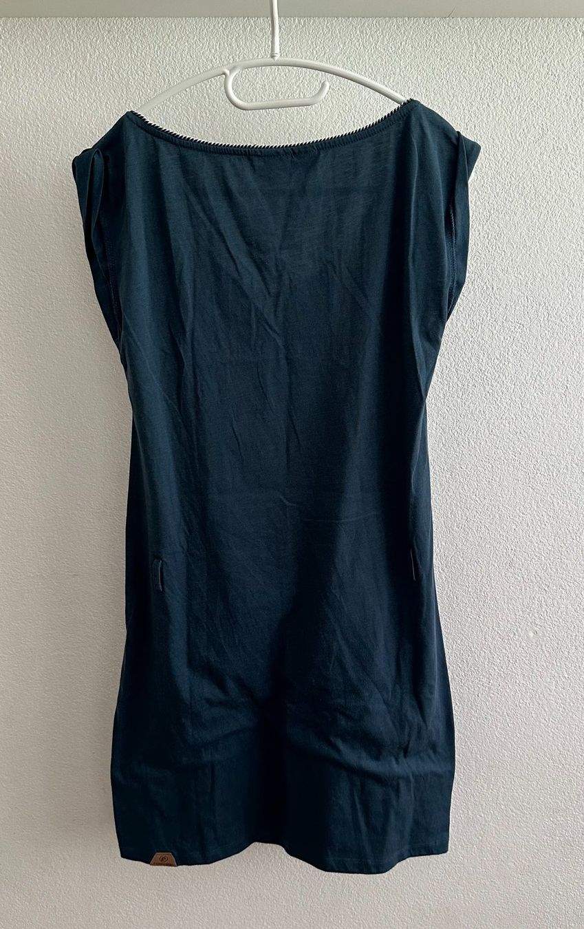Ragwear Kleider: Abito donna blu scuro taglia M Raqwear – Gebraucht aus S. Antonino von day_dxs7 2