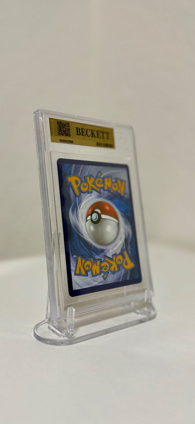 Cartes: Eevee ETB Promo Prismatic Evolutions in a BGS9.5 – D'occasion à Kleinlützel par Slab_Village 1