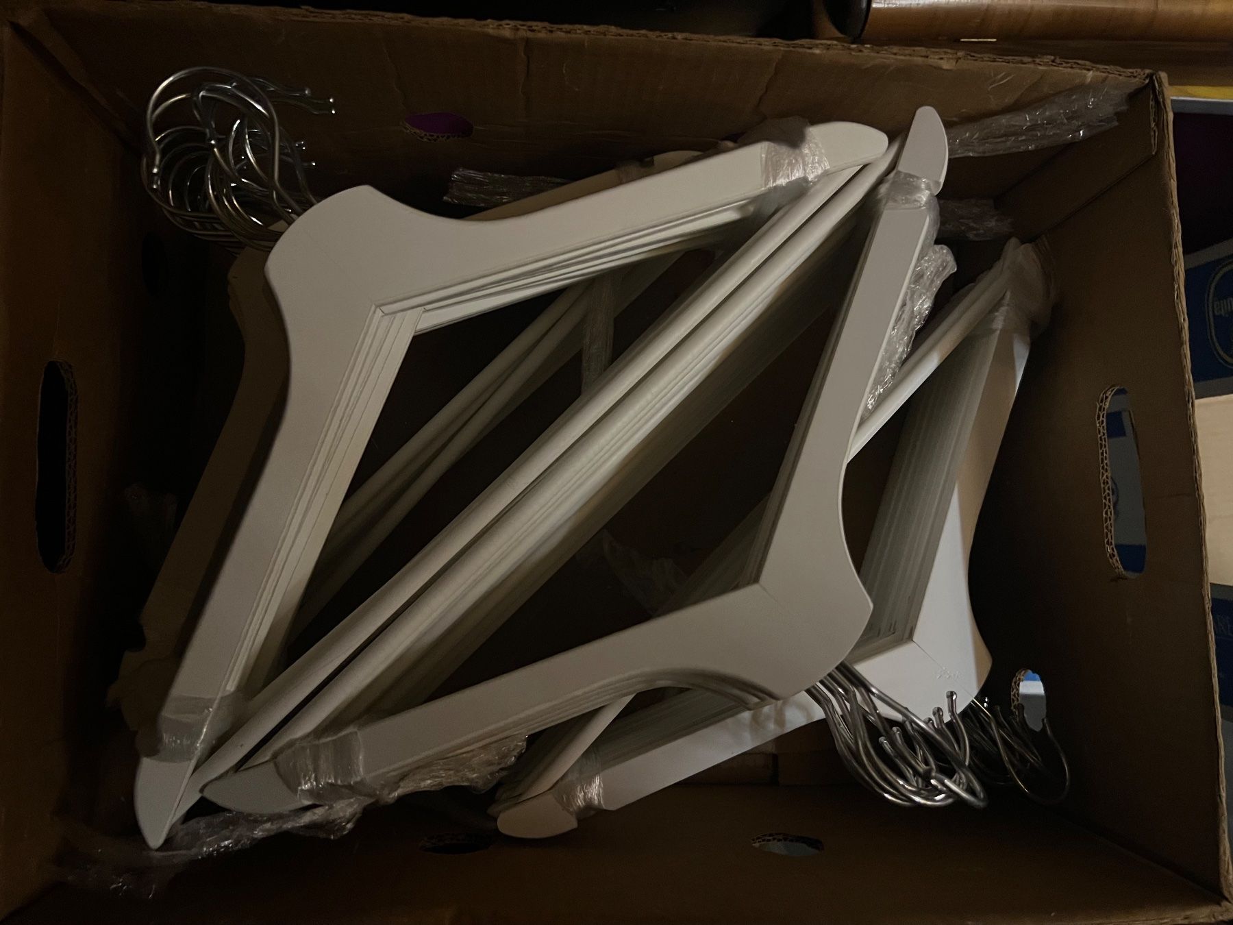 Ikea Cintres: IKEA Kleiderbügel neu!! 8 x 10 er Pack – Neuf avec emballage d'origine à Bern par GarageSale31 6