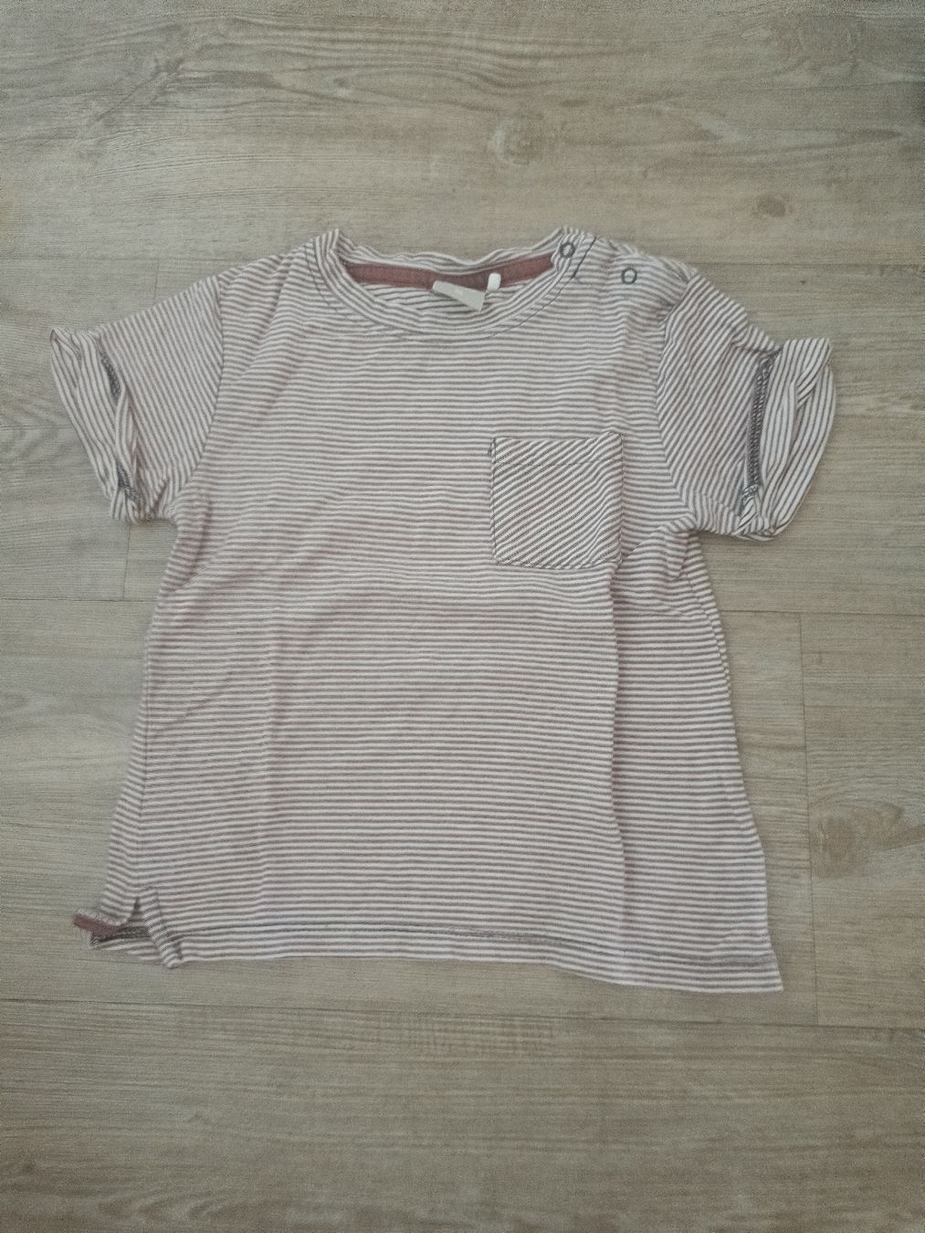 Camicie, T-shirt & Polo: T-Shirt Grösse 86 – Usato da Jaberg venduto da urig17.