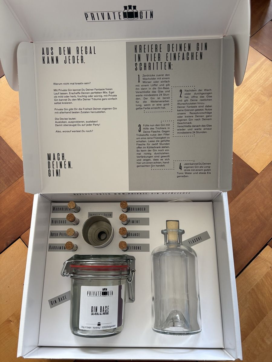 Spirituosen: DIY Gin Baukasten "Private Gin" - Das perfekte Geschenk! – Neu und originalverpackt aus Luzern von cetob 1