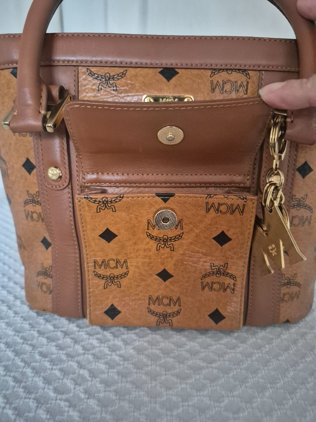 Mcm Borse da donna: Original MCM Shopper, inkl. Anhänger – Usato da Dottikon venduto da Pega7 7