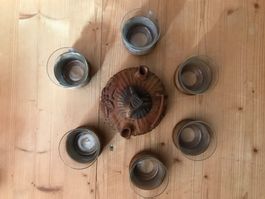 Tee-Set aus echtem Holz von Hand geschnitzt